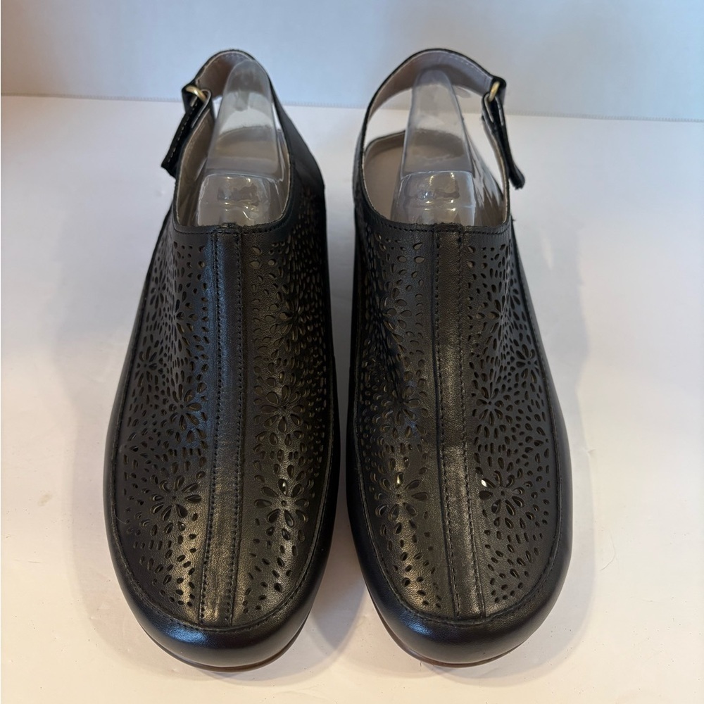 Easy Spirit Dawn black leather lightweight sling back mules size 8 WW NWOT